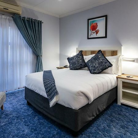 Orchid Luxury Boutique Guesthouse 가보로네 외부 사진