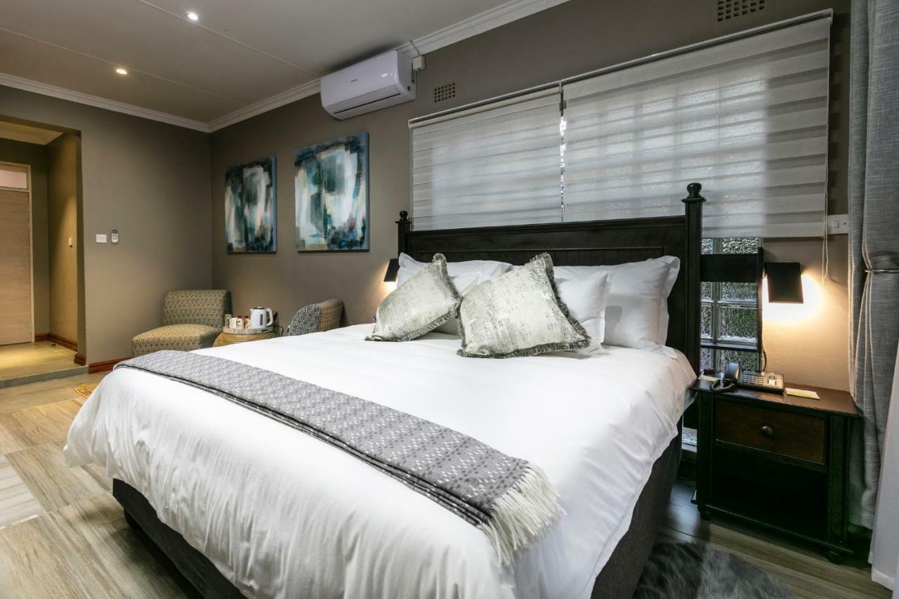 Orchid Luxury Boutique Guesthouse 가보로네 외부 사진