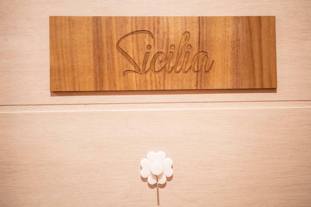 Orchid Luxury Boutique Guesthouse 가보로네 외부 사진
